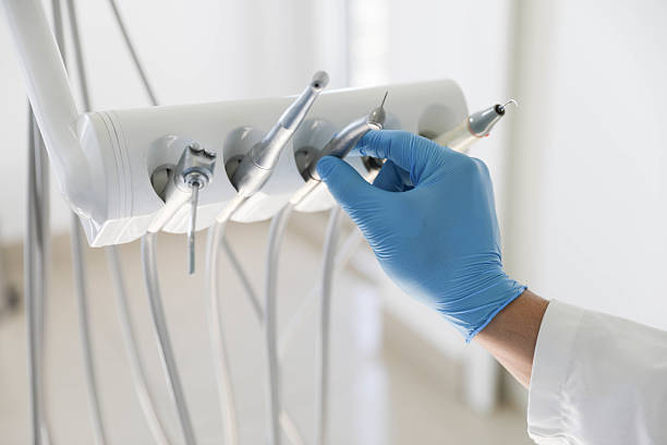 Professional Emergency Dentist technician working in Apple Creek, OH